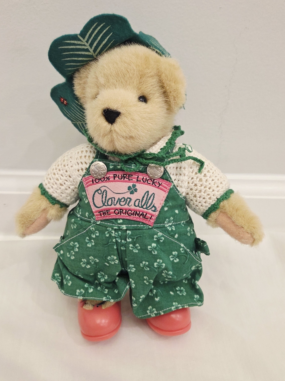 Muffy VanderBear Stuffed Animal Bear Green White 8"